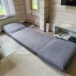 Lähderinne - 2 Bedroom Log Cabin, Private Beach, Wifi&sauna *