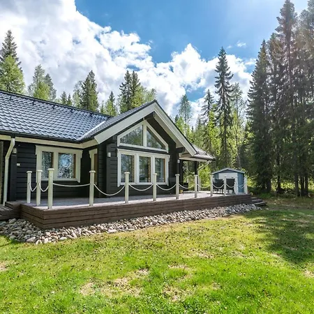 Laehderinne - 2 Bedroom Log Cabin, Private Beach, Wifi & Sauna
