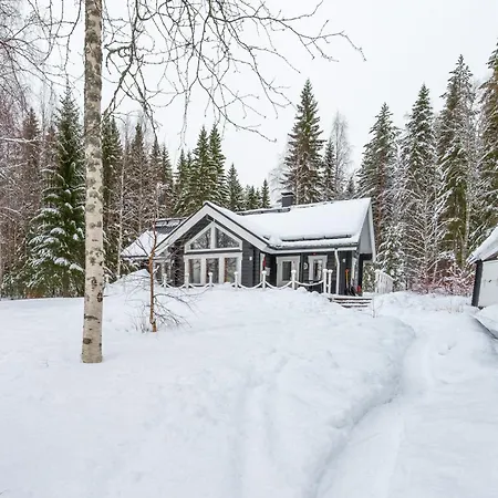 Ferienhaus Laehderinne - 2 Bedroom Log Cabin, Private Beach, Wifi & Sauna