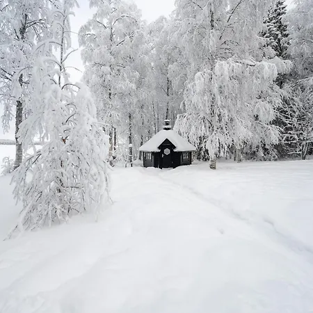 Laehderinne - 2 Bedroom Log Cabin, Private Beach, Wifi & Sauna *