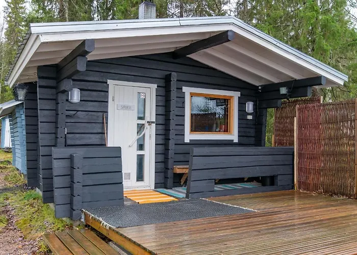 Laehderinne - 2 Bedroom Log Cabin, Private Beach, Wifi & Sauna Casa vacanze