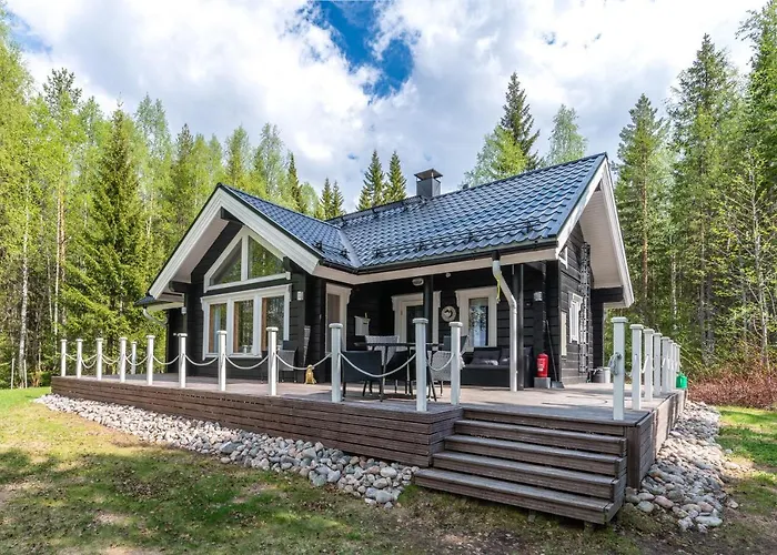 Nyaraló Laehderinne - 2 Bedroom Log Cabin, Private Beach, Wifi & Sauna Puolanka