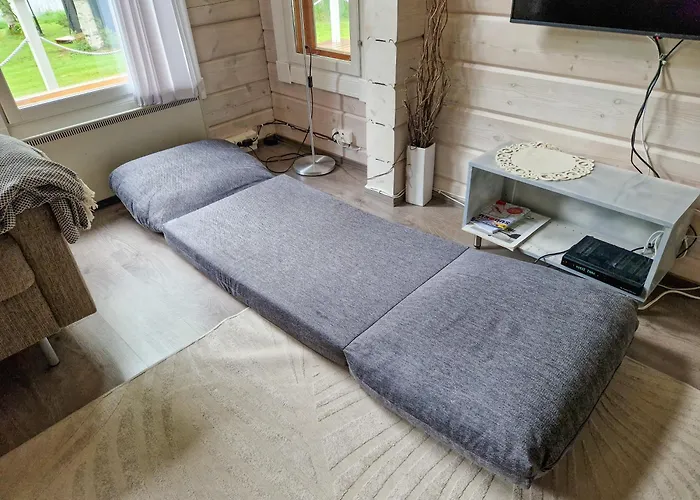 Laehderinne - 2 Bedroom Log Cabin, Private Beach, Wifi & Sauna *