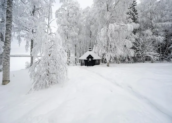 Laehderinne - 2 Bedroom Log Cabin, Private Beach, Wifi & Sauna *